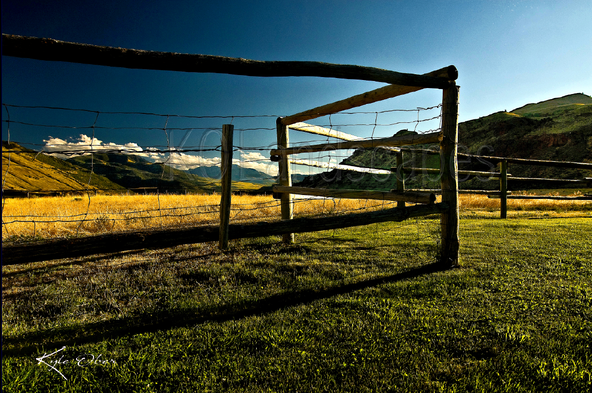 The West / Montana Fence
